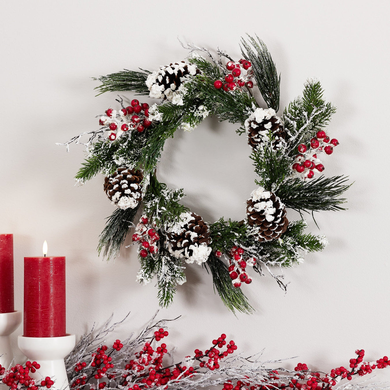 Artificial Wreaths and Garlands - Shipped