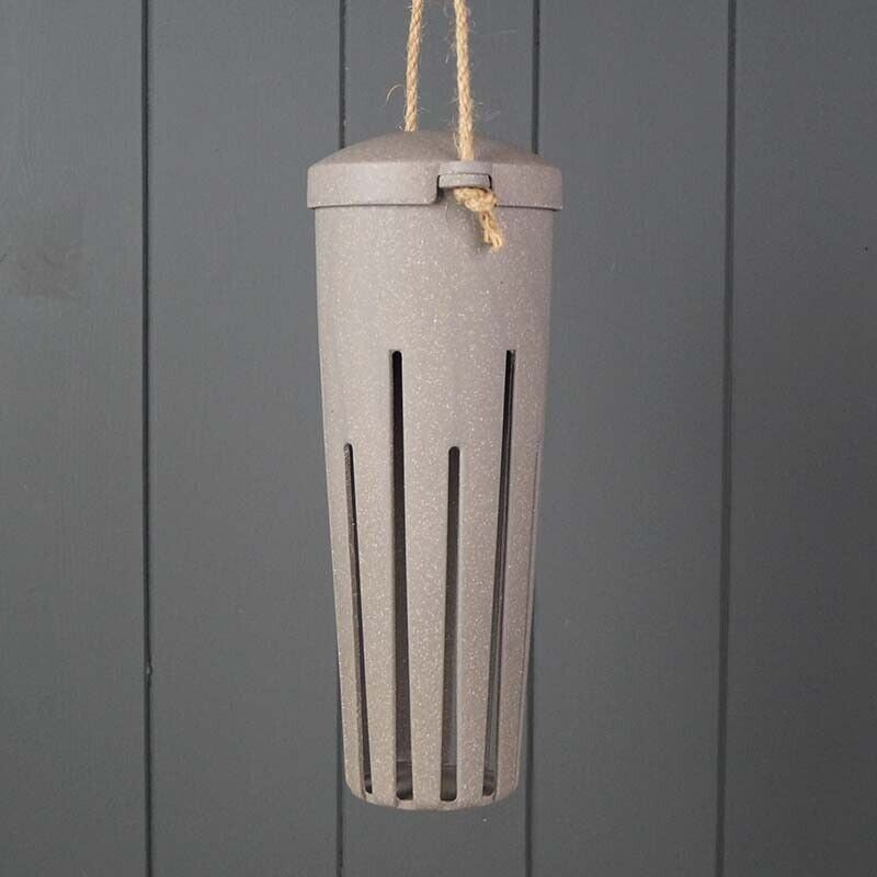 Peanut Feeder - Straw