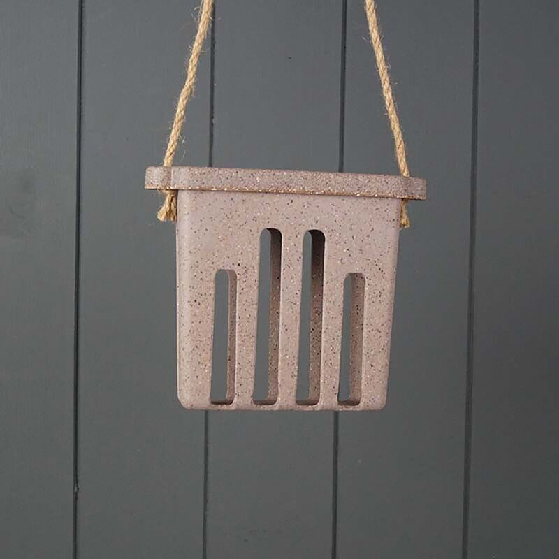 Suet Cake Feeder - Nut Husks