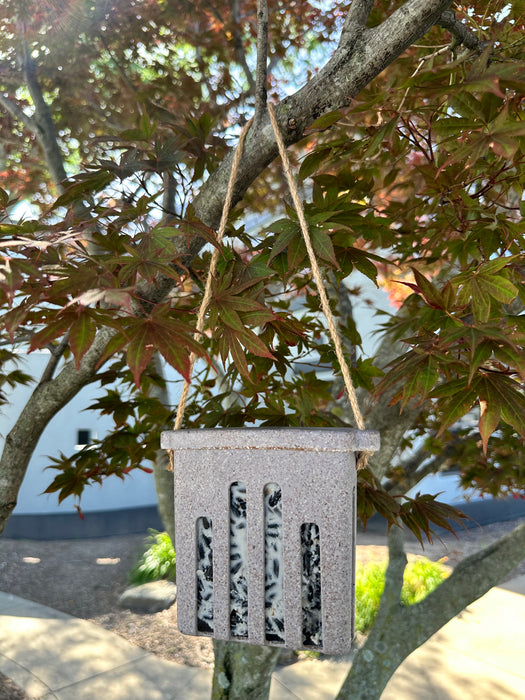Suet Cake Feeder - Nut Husks