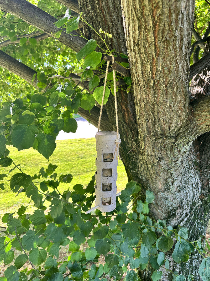 Suet Ball Feeder - Coffee Husks