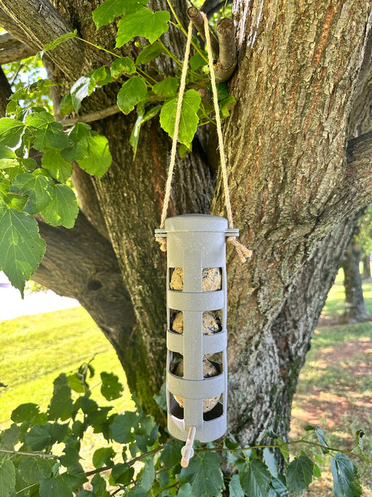 Suet Ball Feeder - Straw
