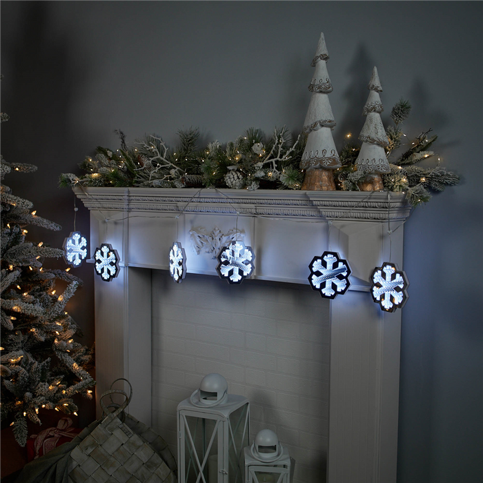Snowflake Ekkolight Garland 68"L