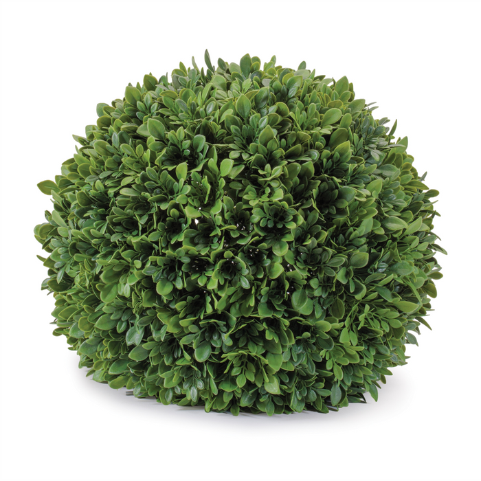 Boxwood Orb 13”D Plastic